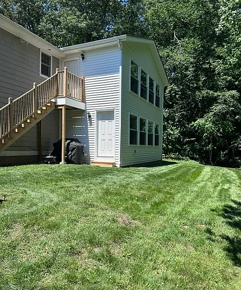 34 Maler Ave — Photo 3