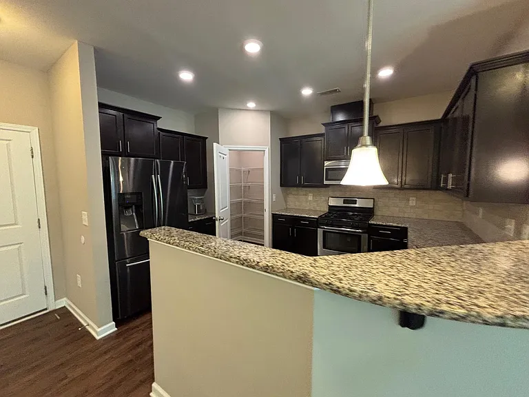 513 Durants Neck Ln — Photo 11