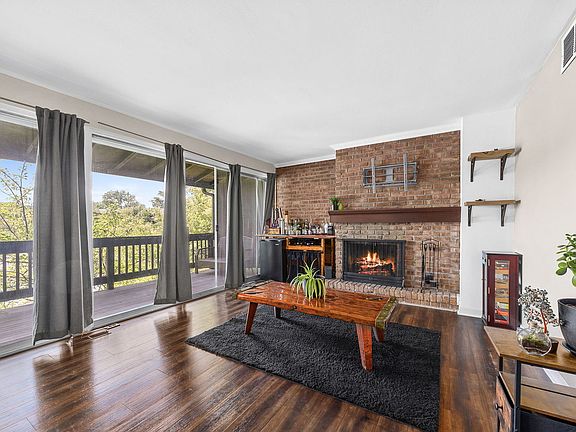 3rd image of 5535 E Lake Dr #2D