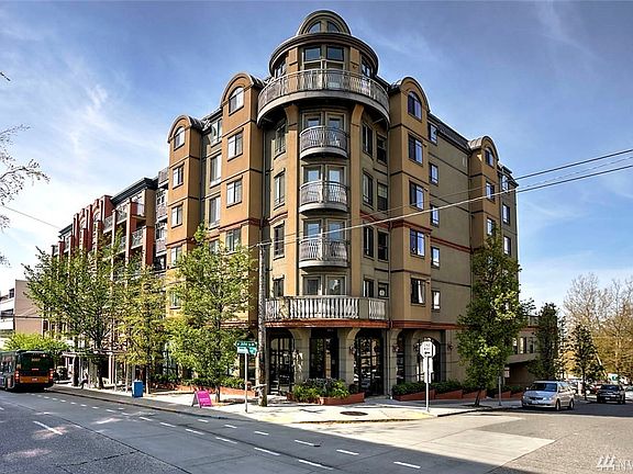 2nd image of 133 Queen Anne Ave N Unit 503