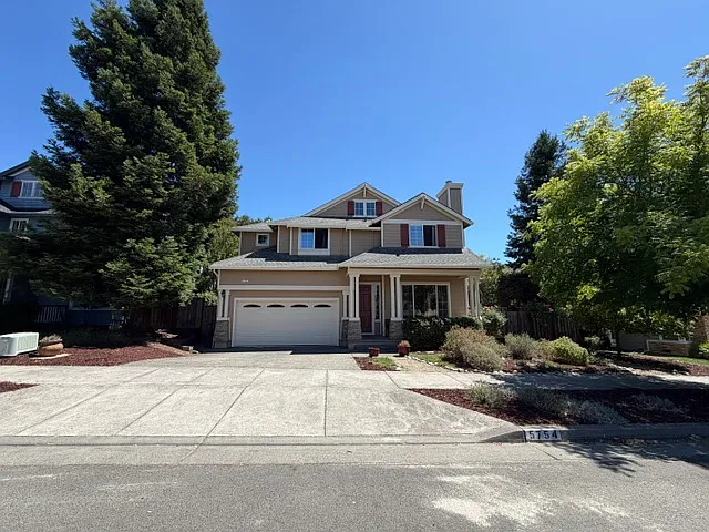 3 bed, 2.5 bath, 2601 sqft, $4,500 — Photo 2