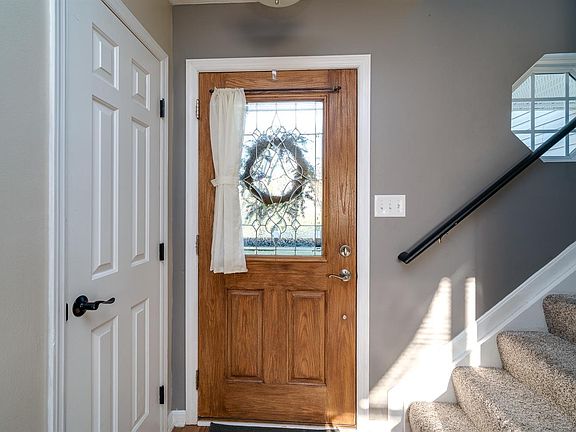 3rd image of 214 Clara Dr