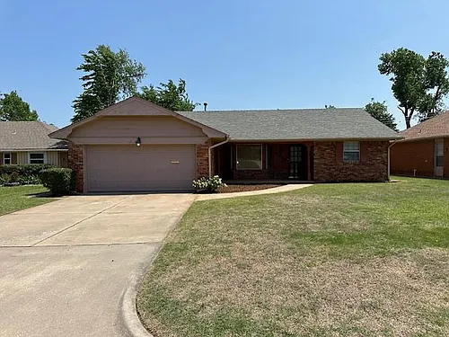 6020 N Meridian Pl Photo 1