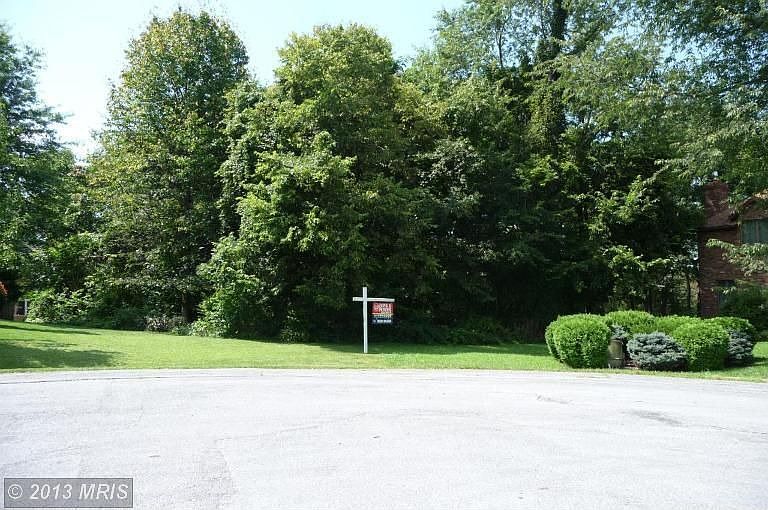 1st image of 11001 Palmwood Cir