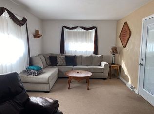 124 Laurel Ln, East Peoria, IL 61611