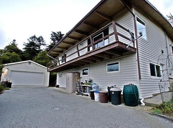 4th image of 302 Scenic Dr