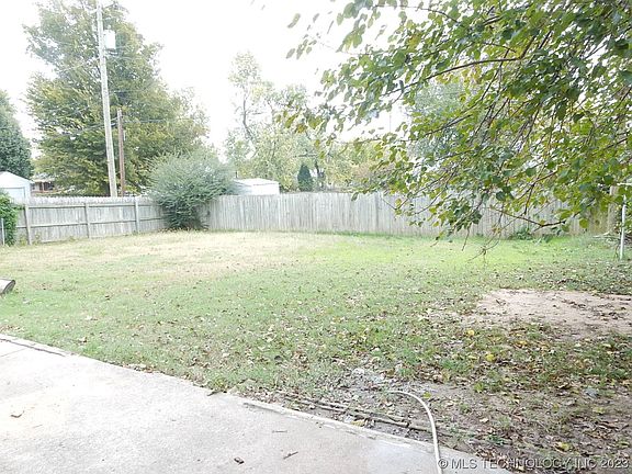 5th image of 1403 S Braden Ave