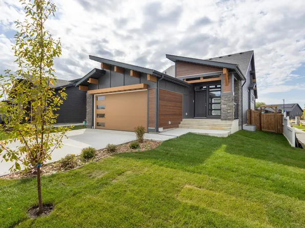 209 Stonehouse Way, Leduc, AB T9E 1V3