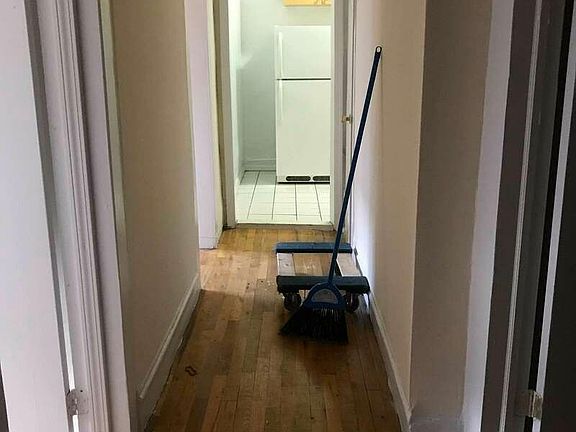 4th image of 203 Underhill Ave APT 1F