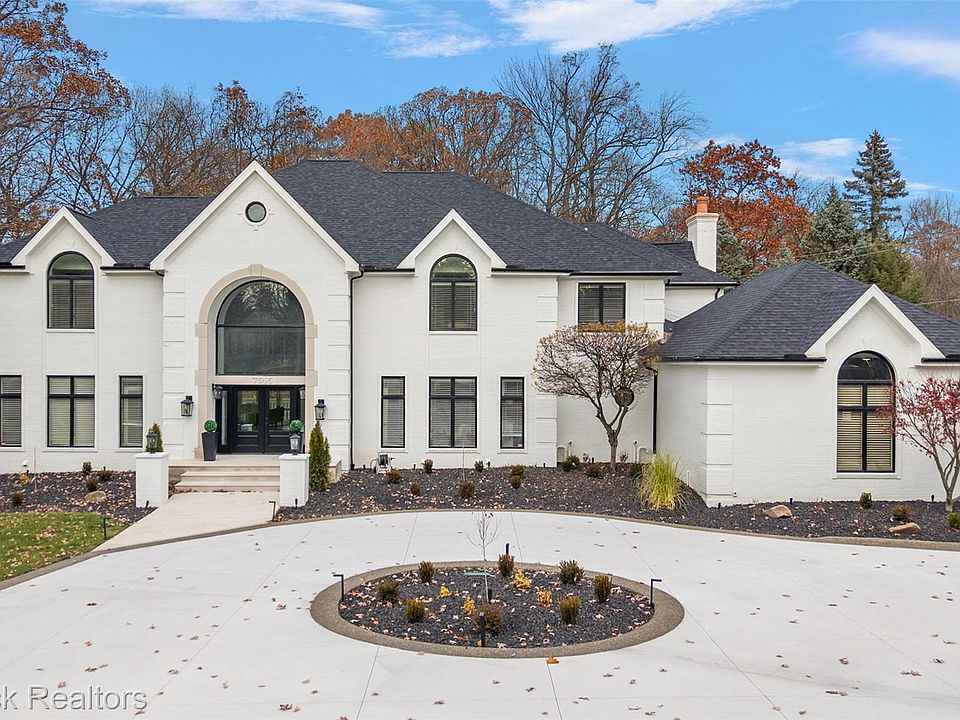 1st image of 7515 Hiddenbrook Ln