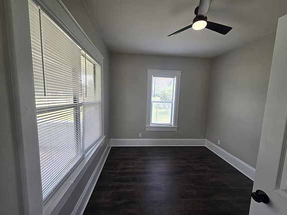 4th image of 540 Park Ave