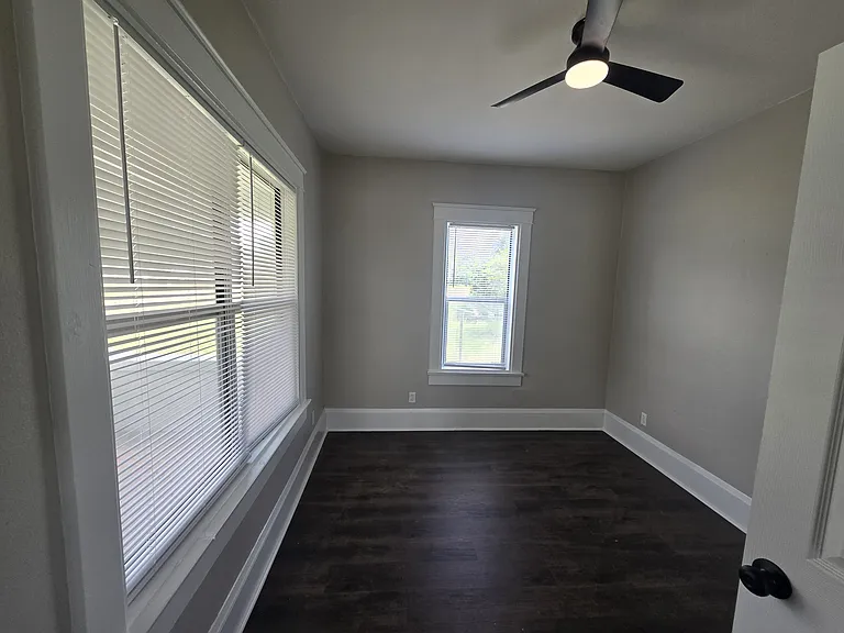 540 Park Ave — Photo 5