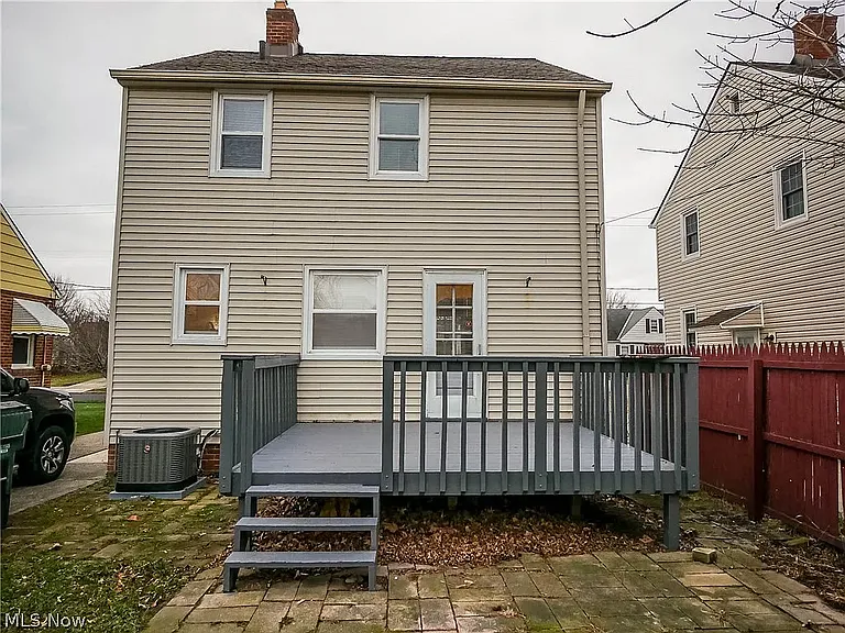 21151 Fuller Ave — Photo 28