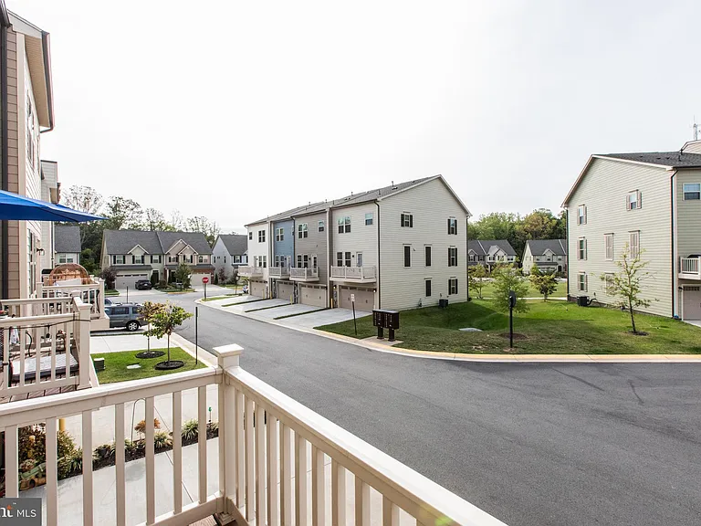 18105 Red Cedar Rd — Photo 37