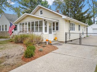 131 Walter St SE, Wyoming, MI 49548