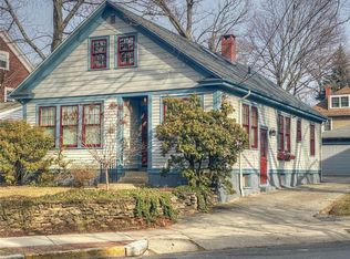 103 Summit Ave, Providence, RI 02906