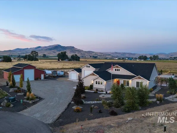418 Skyview Ln, Emmett, ID 83617