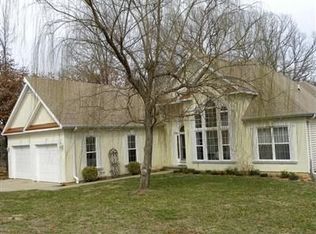 1616 S Farm Rd 205, Springfield, MO 65809