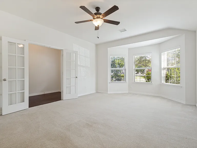 1212 Villa Paloma Blvd — Photo 5