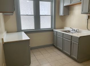 2613 W Capitol Dr, Milwaukee, WI 53206