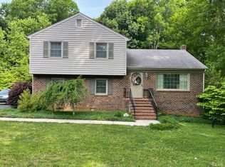 465 Hickok Rd, Lynchburg, VA 24502