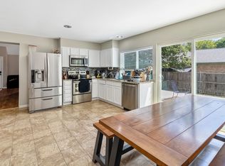 2500 Fallcreek St #6, Arlington, TX 76014