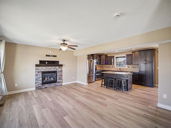 3rd image of 1011 NW Abbie Dr