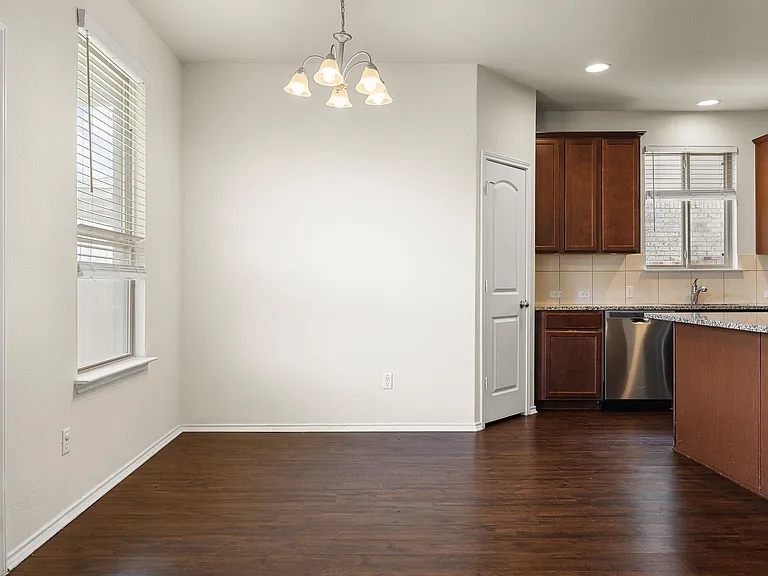 11801 Jackson Falls Way — Photo 13