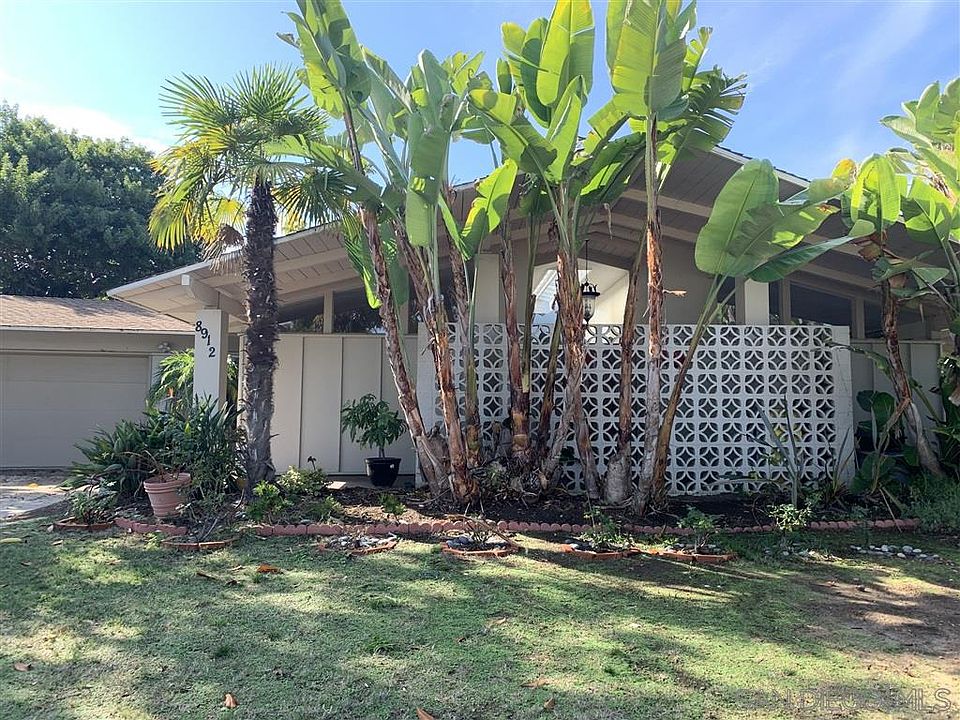 1st image of 8912 La Jolla Scenic Dr N