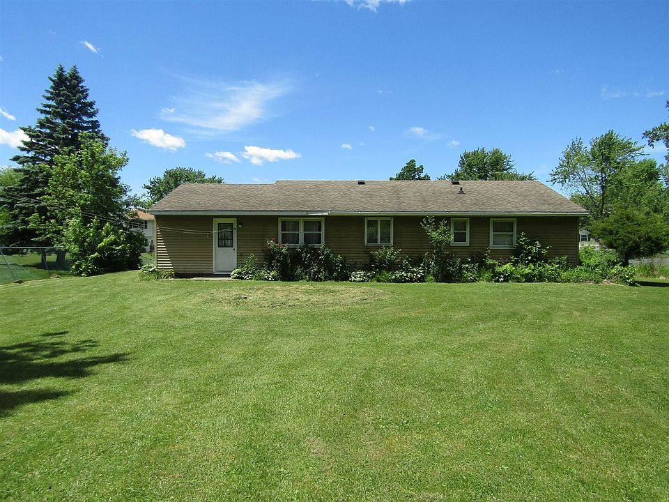 1st image of 6 Morgan Ln