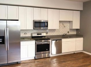74 E 48th St #2W, Chicago, IL 60615