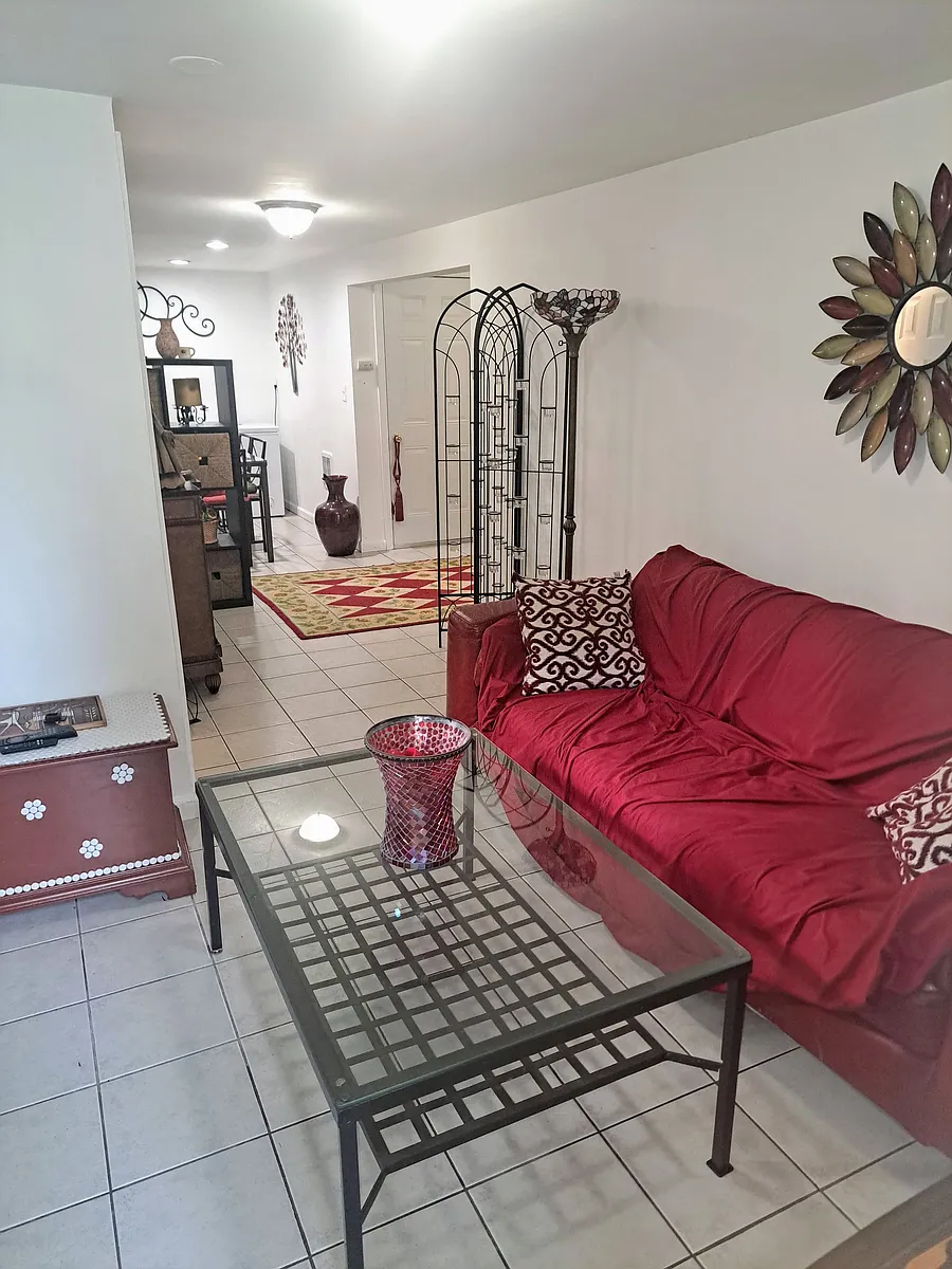 Building Photo - 71 Cresskill Ave #1