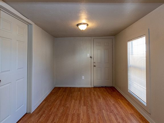 4th image of 1435 Magnolia St #B