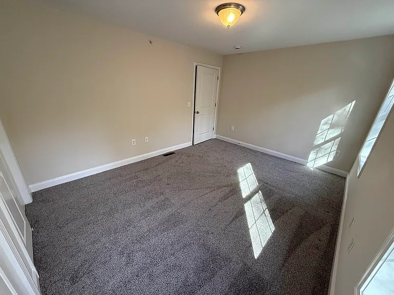 23 Clancy Dr — Photo 19