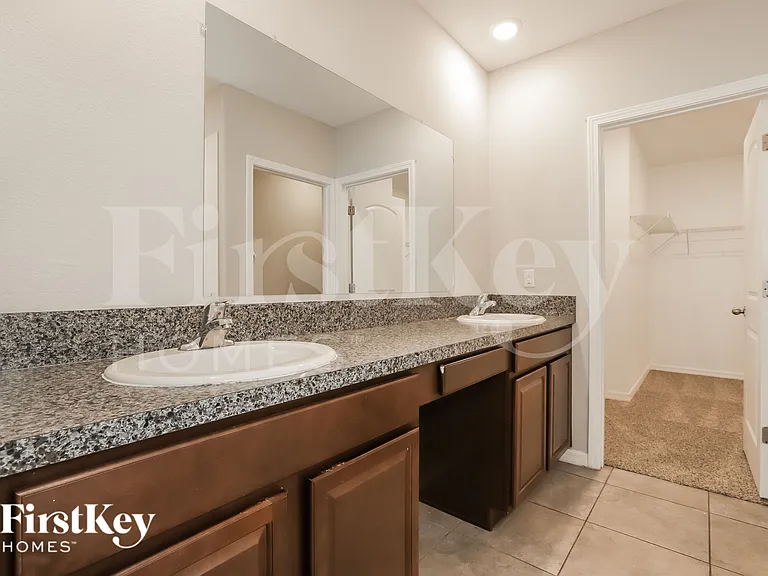 10228 Cool Waterlily Ave — Photo 8