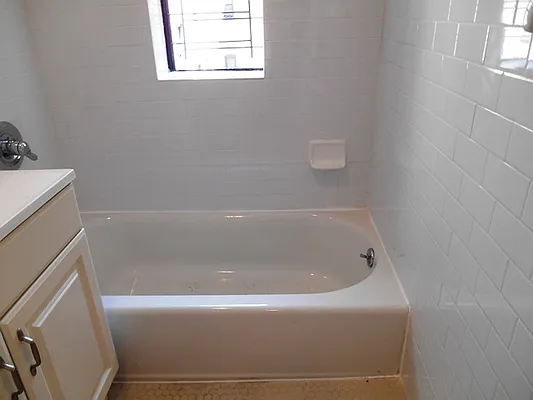 Rented by PMG Real Estate  | media 39