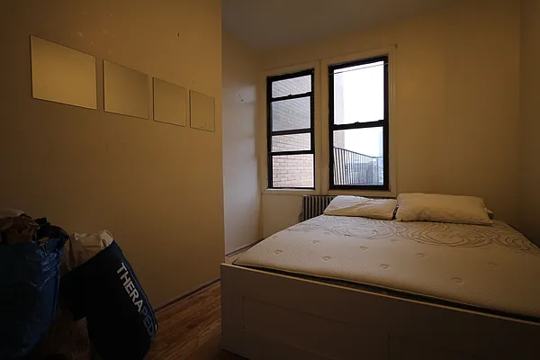Rented by Nooklyn NYC LLC | media 14