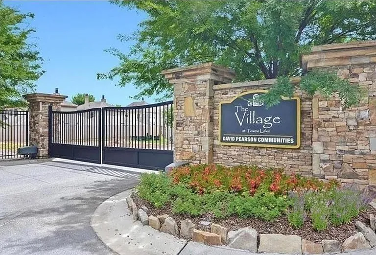 637 Stickley Oak Way — Photo 31