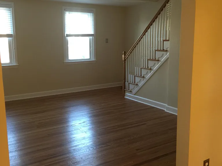 315 Austin Dr — Photo 8