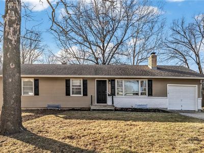 104 NW Walnut St, Lees Summit, MO, 64063