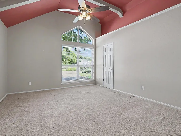 412 N Forest Ridge Blvd — Photo 23