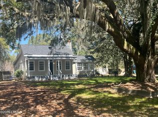 33 Old Salem Rd, Beaufort, SC 29902