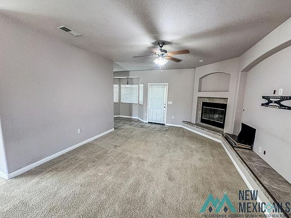 4th image of 1522 W El Centro