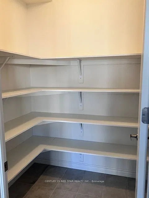 4 bed, $3,500 — Photo 3