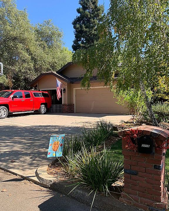 1st image of 3016 Moliner Dr