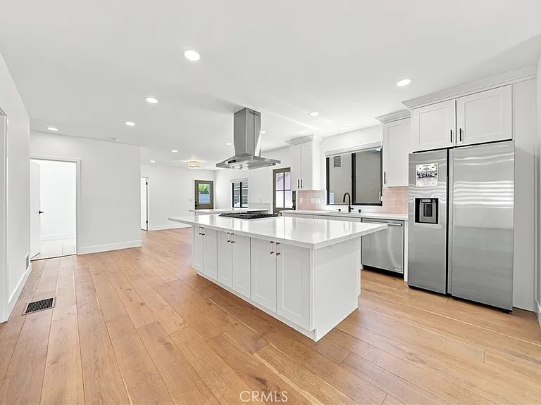 1338 Bruce Ave — Photo 12