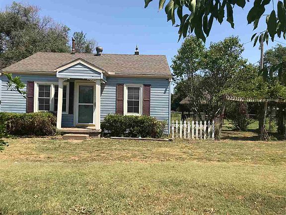 2nd image of 117 Harth Ave