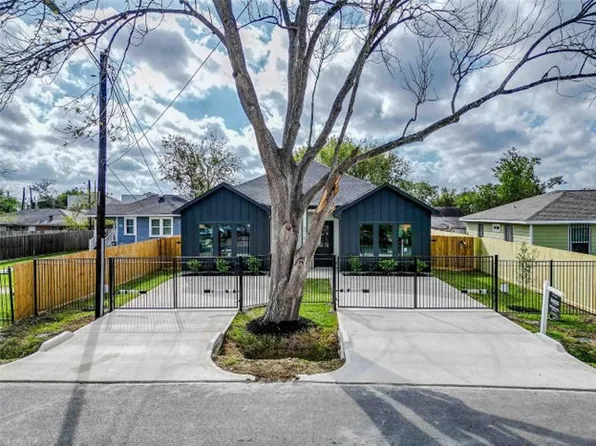 4918 Wilmington St #A, Houston, TX 77033