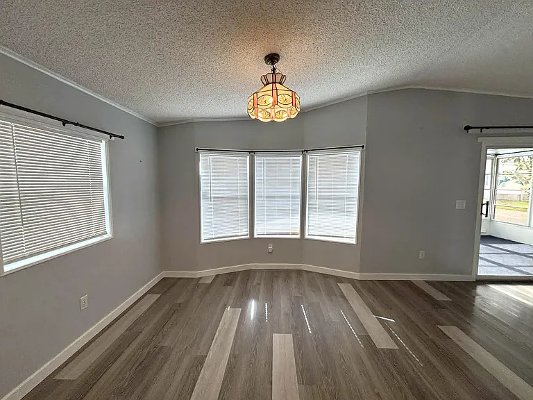 2211 Wren Pl — Photo 8