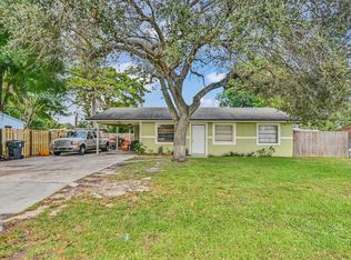 4901 Canton Rd, Lake Worth, FL 33463